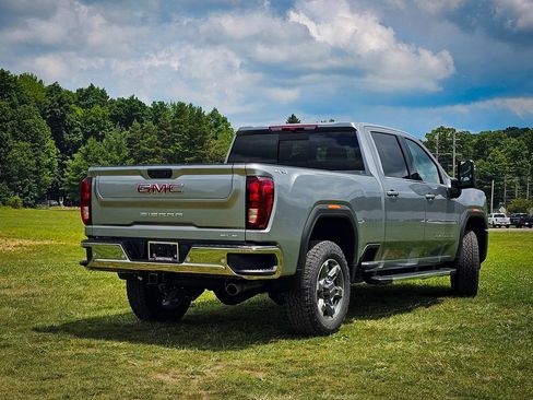 New 2026 GMC Sierra 2500 SLE w/ SLE Value Package; AWD/4WD image 3