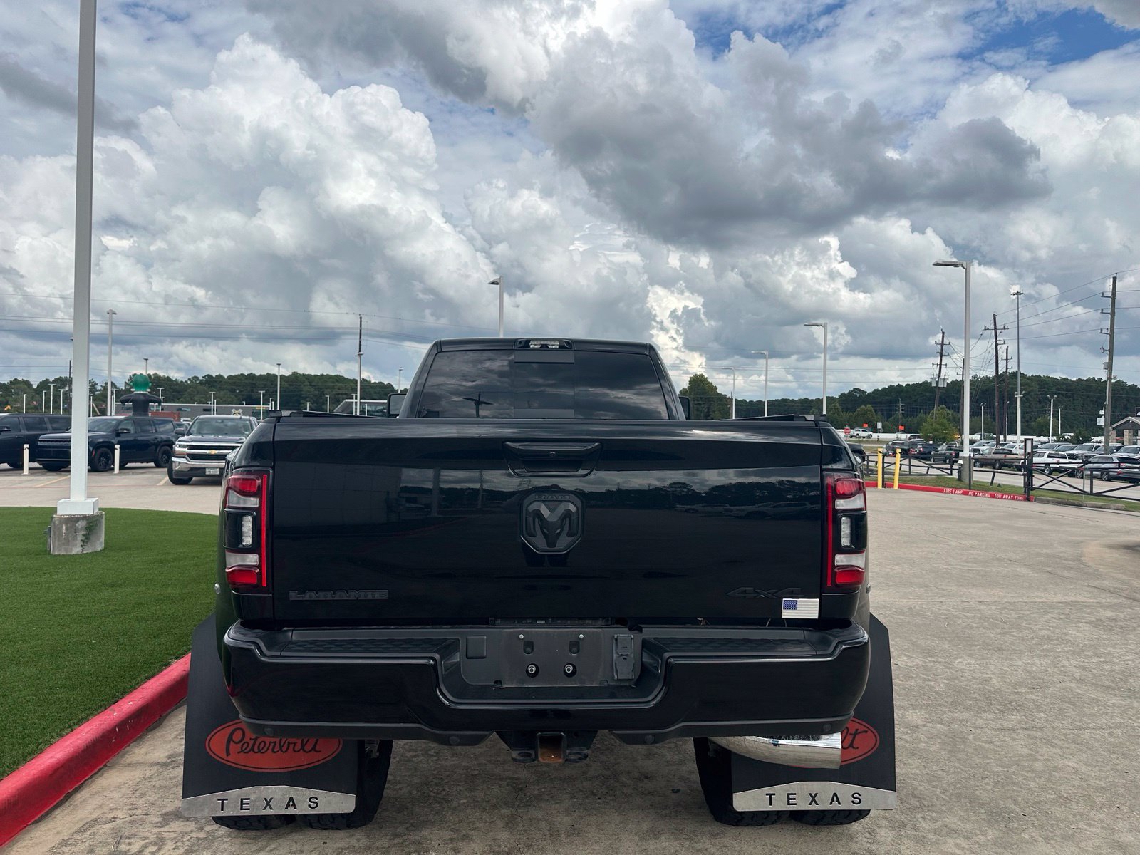 Used 2024 RAM 3500 Laramie w/ Night Edition AWD/4WD image 6