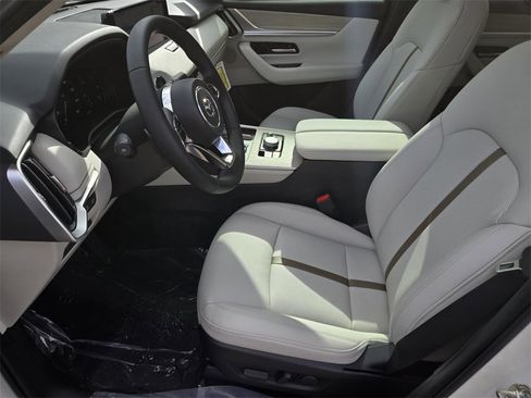 New 2026 MAZDA CX-90 3.3 Turbo w/ Premium Plus Pkg image 16
