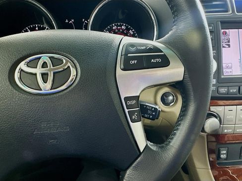 Used 2012 Toyota Highlander Limited w/ Tow Pkg AWD/4WD image 51