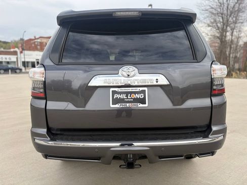 Used 2023 Toyota 4Runner Limited image 5
