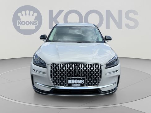 Used 2024 Lincoln Corsair AWD w/ Equipment Group 101A image 11