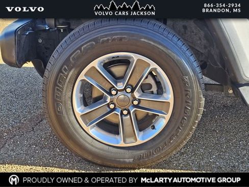 Used 2021 Jeep Wrangler Unlimited Sahara image 29