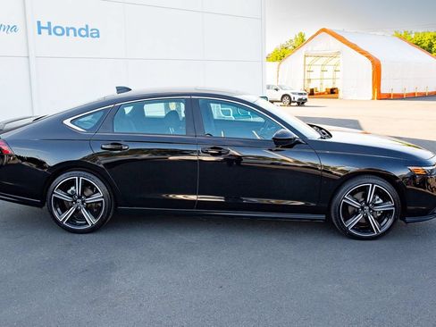Used 2024 Honda Accord Sport image 16