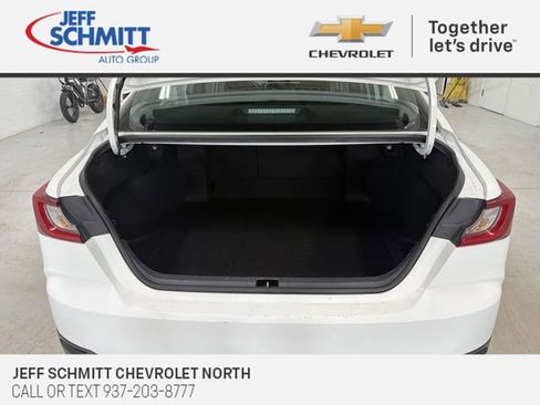 Used 2025 Toyota Camry LE image 15