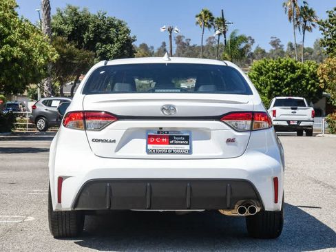 Used 2025 Toyota Corolla SE w/ Convenience Package FWD image 8