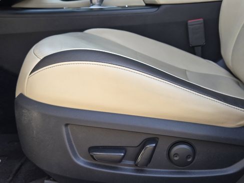 Used 2021 INFINITI QX50 Sensory image 34