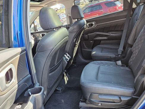 Used 2021 Kia Sorento SX image 12