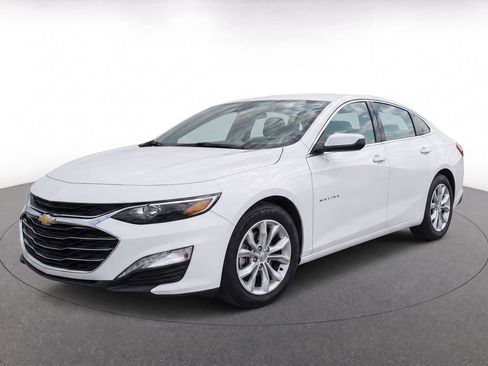 Used 2024 Chevrolet Malibu LT FWD image 1