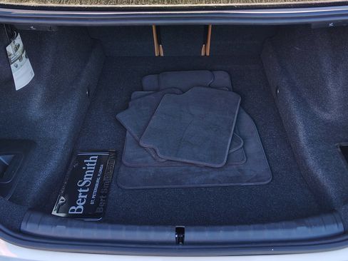 Used 2023 BMW 530i w/ Convenience Package image 7