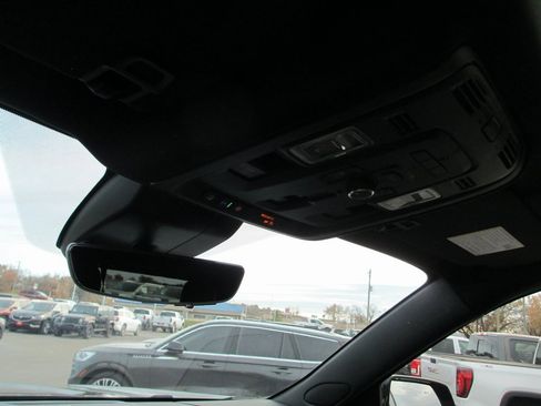 Used 2023 GMC Yukon Denali Ultimate image 35