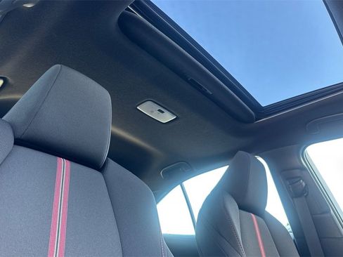 Certified 2025 Toyota Corolla SE image 15