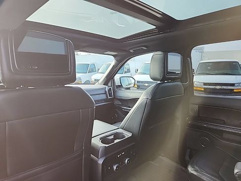Used 2018 Ford Expedition Max Limited w/ Equipment Group 302A AWD/4WD image 38
