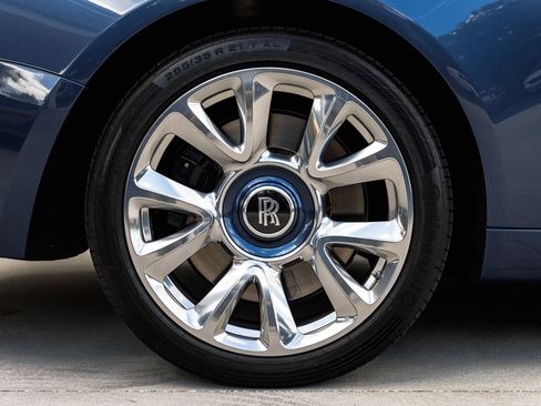 Certified 2017 Rolls-Royce Wraith image 6