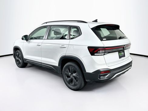Used 2026 Volkswagen Taos S FWD image 5