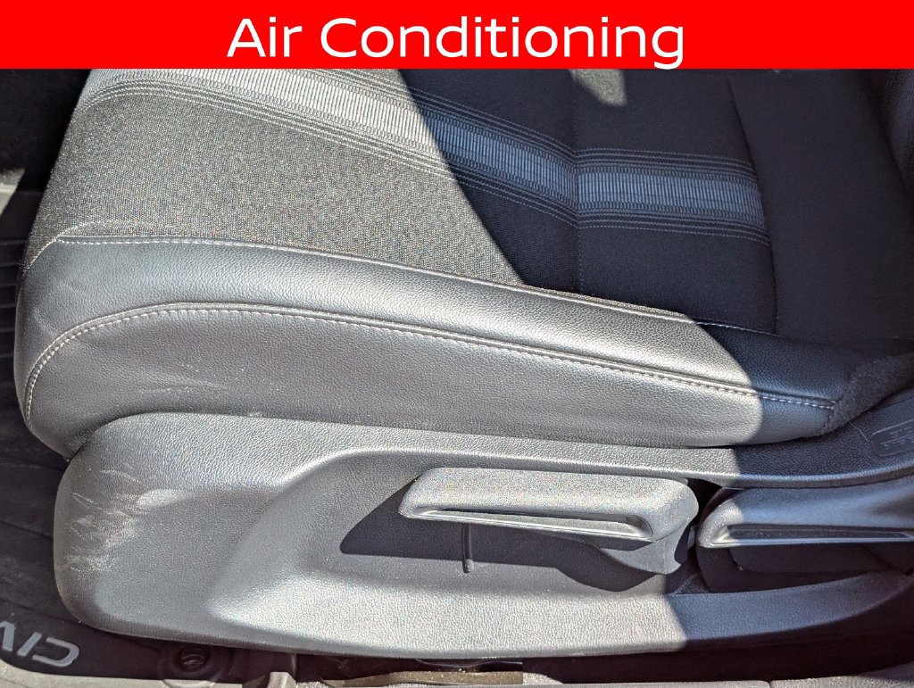 Used 2025 Honda Civic Sport image 14