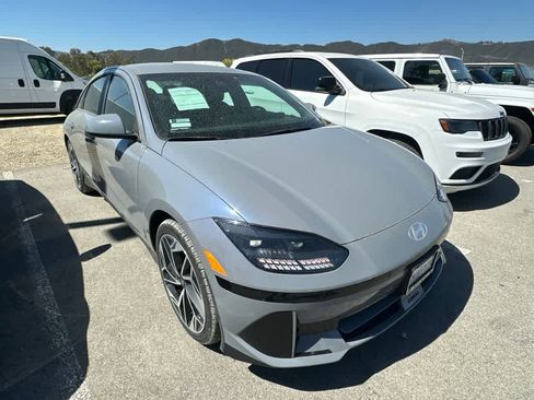 Used 2024 Hyundai Ioniq 6 SEL RWD image 2
