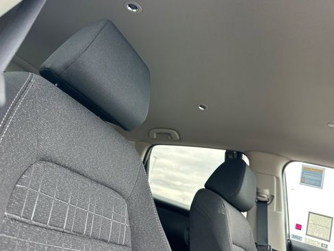 Certified 2026 Honda HR-V LX image 18