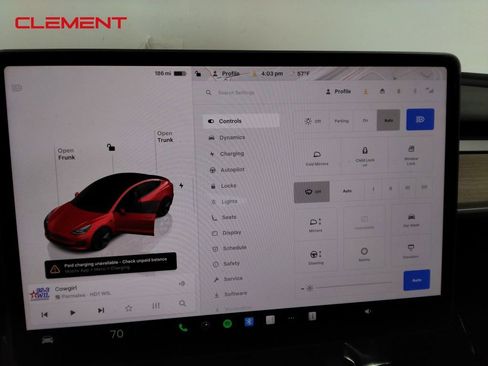 Used 2023 Tesla Model 3 Standard Range image 16