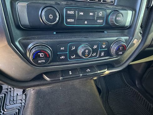 Used 2018 Chevrolet Silverado 1500 LT w/ LT Eassist Package image 13