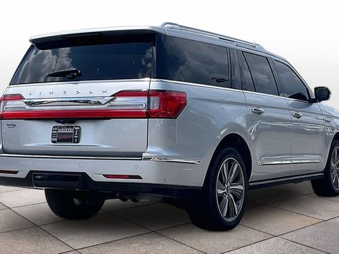 Used 2019 Lincoln Navigator L Select w/ Technology Package RWD image 13