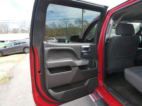 Used 2018 Chevrolet Silverado 1500 LT w/ All Star Edition image 26