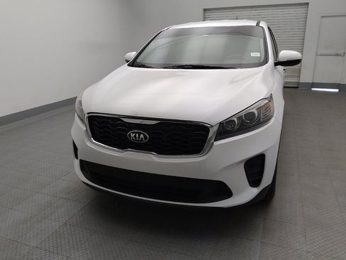 Used 2020 Kia Sorento FWD V6 image 15