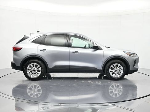 Used 2024 Ford Escape Active FWD image 4