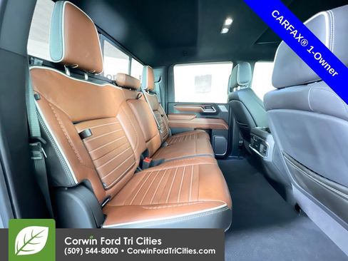 Used 2026 GMC Sierra 3500 Denali Ultimate AWD/4WD image 16