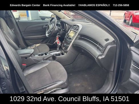 Used 2015 Chevrolet Malibu LT image 11