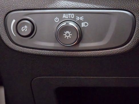 Used 2024 Chevrolet TrailBlazer LT w/ Convenience Package AWD/4WD image 34
