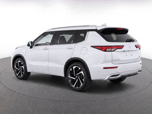 Used 2022 Mitsubishi Outlander SEL AWD/4WD image 4