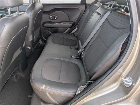 Used 2019 Kia Soul ! image 16