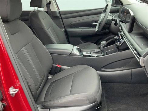 Used 2025 Hyundai Tucson SEL image 18