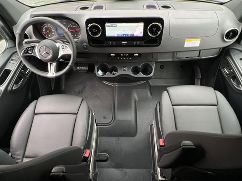 New 2026 Mercedes-Benz Sprinter 144 Cargo image 21