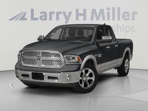 Used 2018 RAM 1500 Laramie AWD/4WD image 3