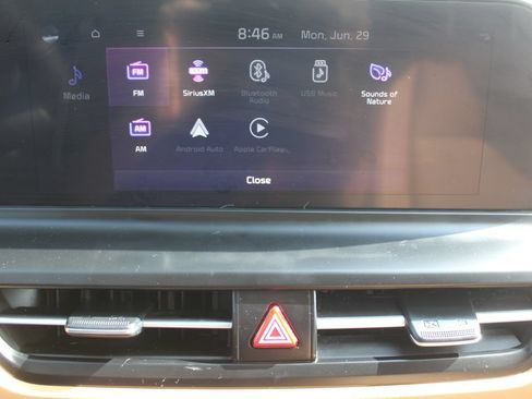 Certified 2025 Kia Seltos EX w/ EX Sunroof Package AWD/4WD image 50