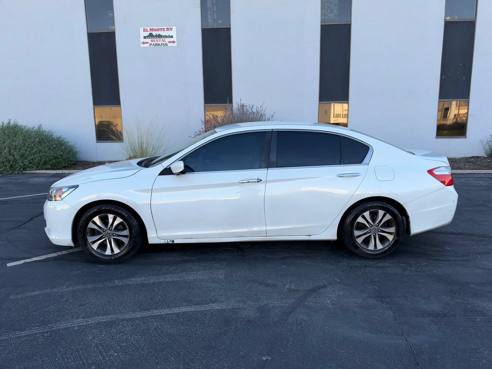 Used 2015 Honda Accord LX image 2