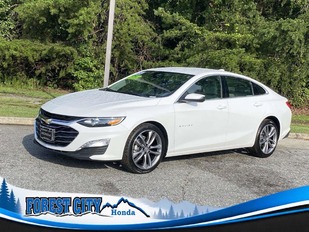 Used 2025 Chevrolet Malibu LT FWD image 1