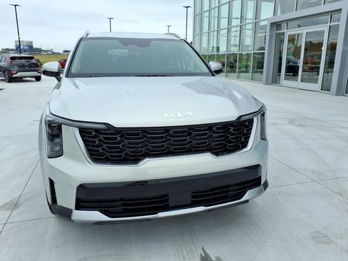 New 2026 Kia Sorento S FWD image 3