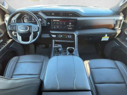 Used 2024 GMC Sierra 1500 Denali w/ Technology Package image 18