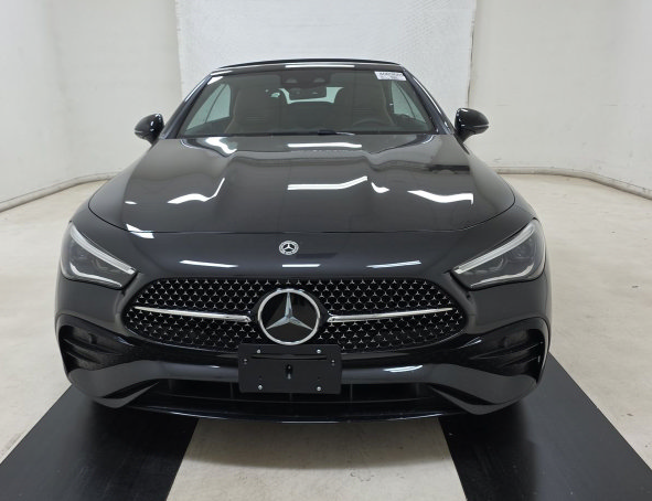 Used 2026 Mercedes-Benz CLE 300 4MATIC Cabriolet w/ Driver Assistance Package image 12