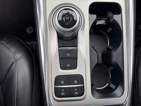 Used 2020 Ford Explorer Limited image 22