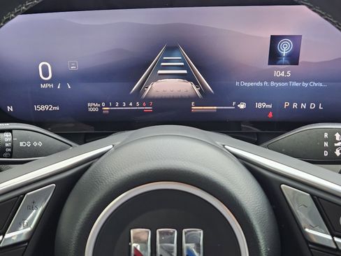 Used 2025 Buick Enclave Sport Touring w/ Power Package image 19