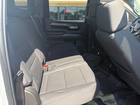 Used 2024 Chevrolet Silverado 1500 RST w/ Z71 Off-Road Package AWD/4WD image 29