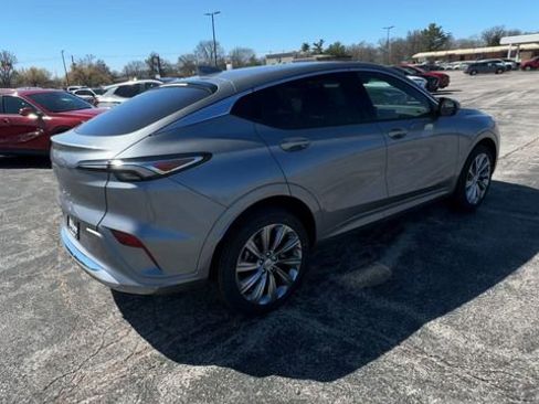 New 2026 Buick Envista Avenir image 8