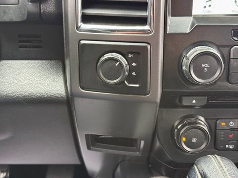 Used 2016 Ford F150 XLT w/ Equipment Group 302A Luxury image 36