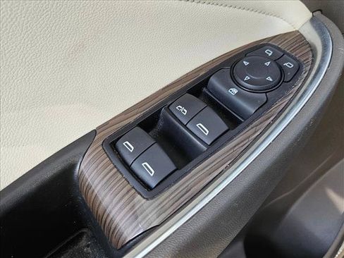 Used 2024 Chevrolet Malibu LT FWD image 22