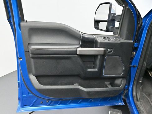 Used 2021 Ford F250 Platinum w/ Tremor Off-Road Package AWD/4WD image 9