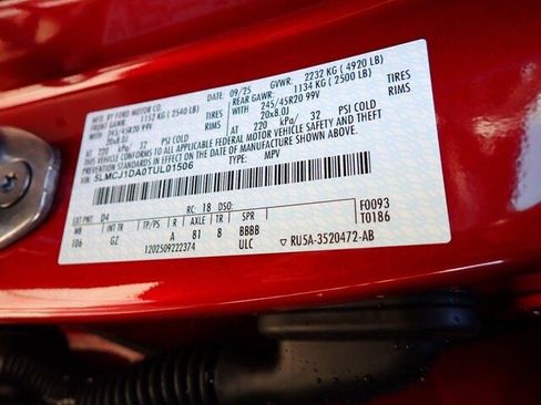 New 2026 Lincoln Corsair Premiere image 30